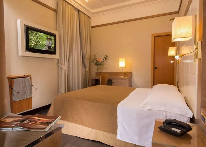Otel Ranieri 3*